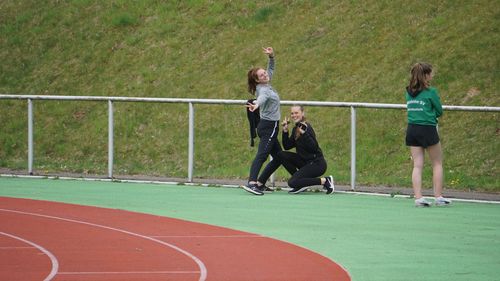 Saisonstart "Sprinterzweikampf" in Baunatal - Hünfelder Leichtathleten holen 19 von 44 möglichen ersten Plätzen