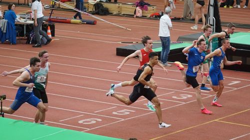 Süddeutsche Meisterschaften der Aktiven und U18 – Darian Ave holt die Vize-Meisterschaft über 200m nach Hünfeld