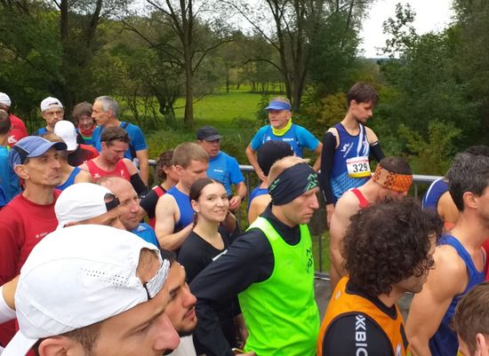 Hessische Meisterschaften im Halbmarathon - Elena Glüber vom Hünfelder SV auf Platz 5 in der Weiblichen Hauptklasse