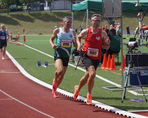 Hessische Meisterschaften der Masters in Hünfeld - HLV-Kreis Fulda-Hünfeld mit 9x Platz 1, 6x Platz 2, 6x Platz 3 - Eine Bilanz die sich sehen lassen kann