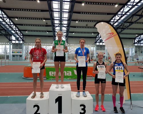Hessische Hallenmeisterschaften Aktive/U18 - Maja Severloh wir Hessische Jugendmeisterin über 3.000m