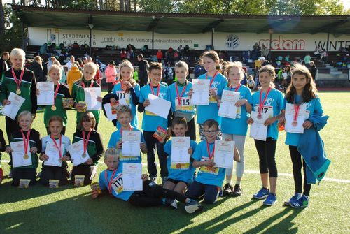 Hessenfinale „Kinderleichtathletik-Teamwettbewerb U12“ – Team „Hünfelder SV 1“ holt sich auf der Rhönkampfbahn in Hünfeld die Hessenmeisterschaft