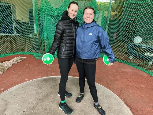 Hessische Meisterschaften im Winterwurf - BRONZE für Ella Kayser und Lilli Roth im Speerwurf