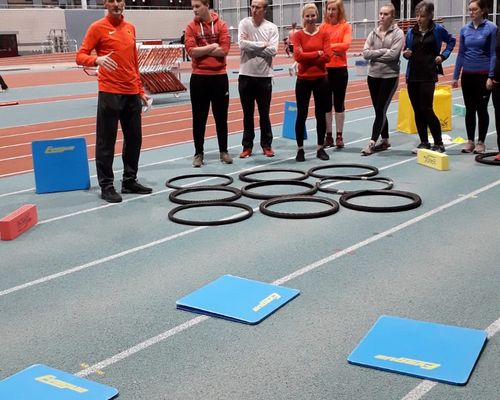 Der Hünfelder SV investieren in die Zukunft - 5 Mitglieder der Leichtathletikabteilung absolvieren eine Trainerassistenzausbildung